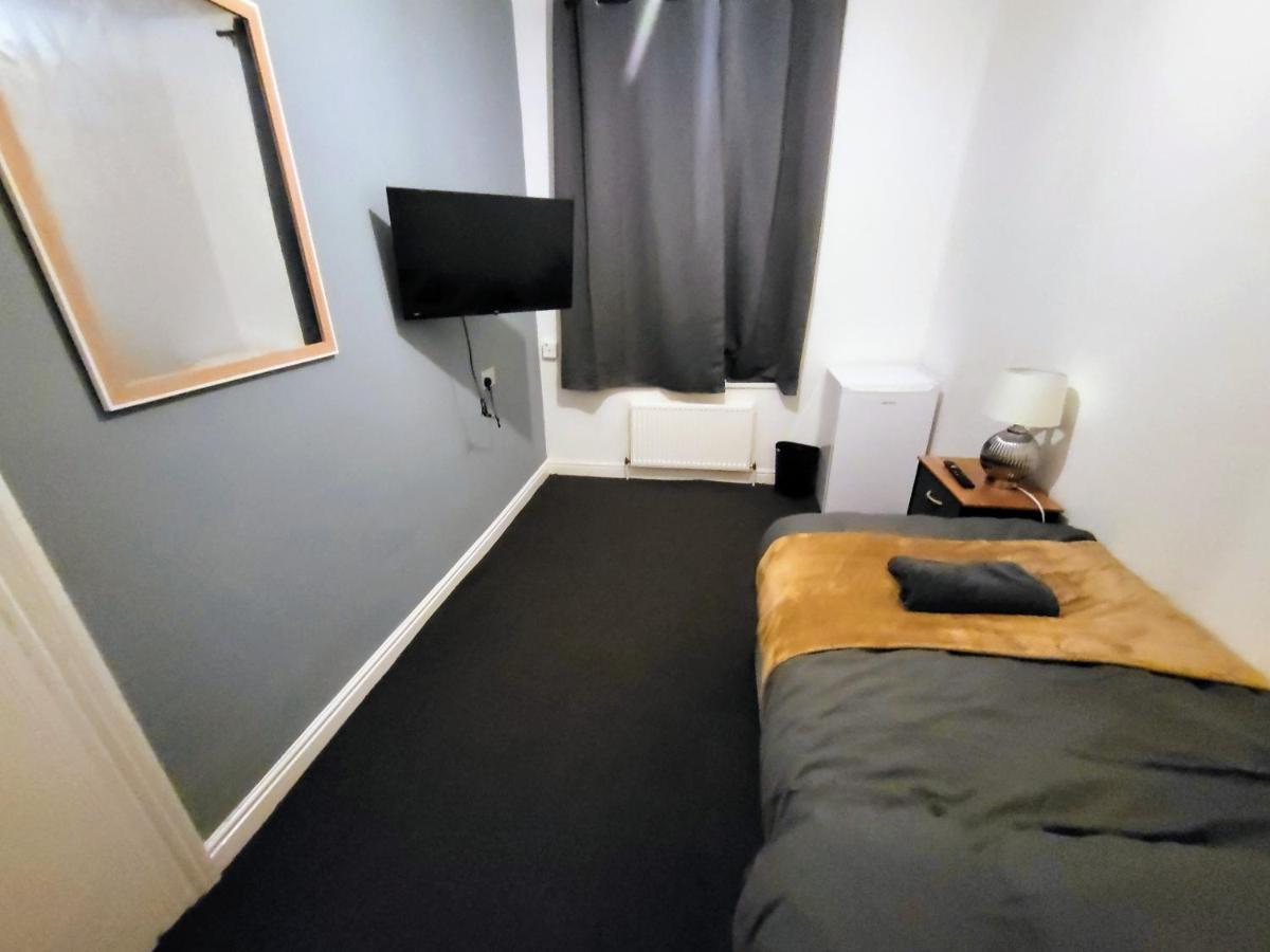 Park Road - Stay Sleep Rest Kingston upon Hull Exterior photo
